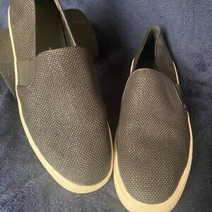 VINCE Black Woven Texture Loafer